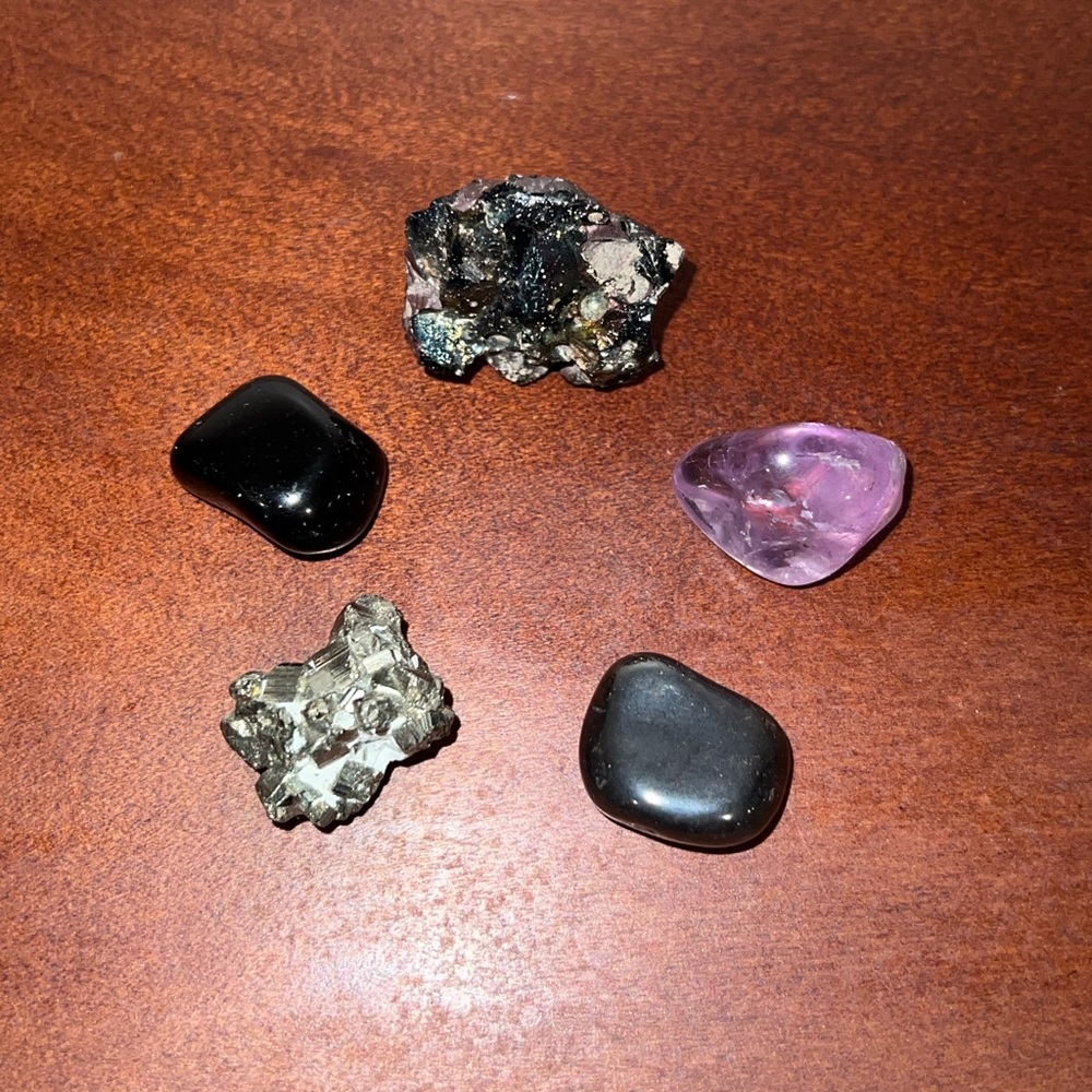 Assorted Gemstone Crystal Tumbles Collection 💎 - Picture 2 of 3